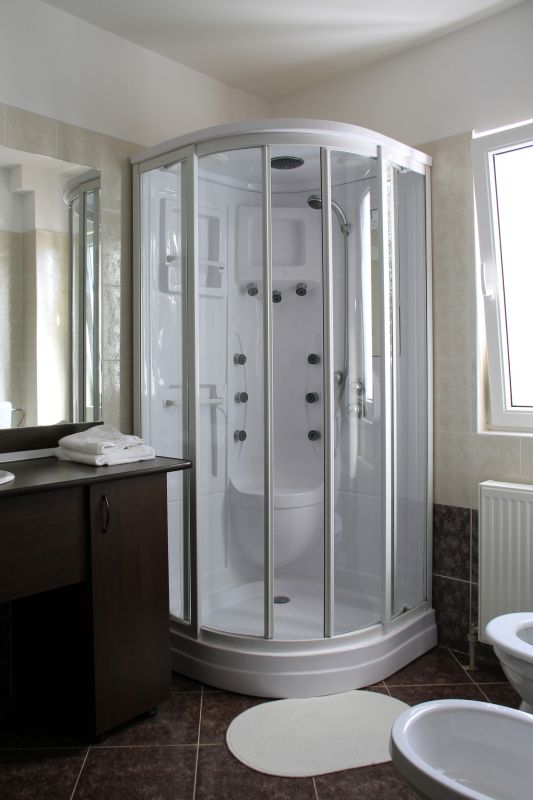 Cost of Shower Installation in Fenton, MI